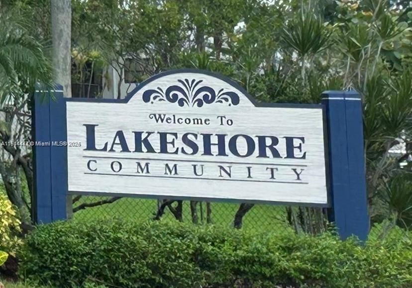 出租: $1,950 (2 贝兹, 1 浴室, 863 平方英尺)