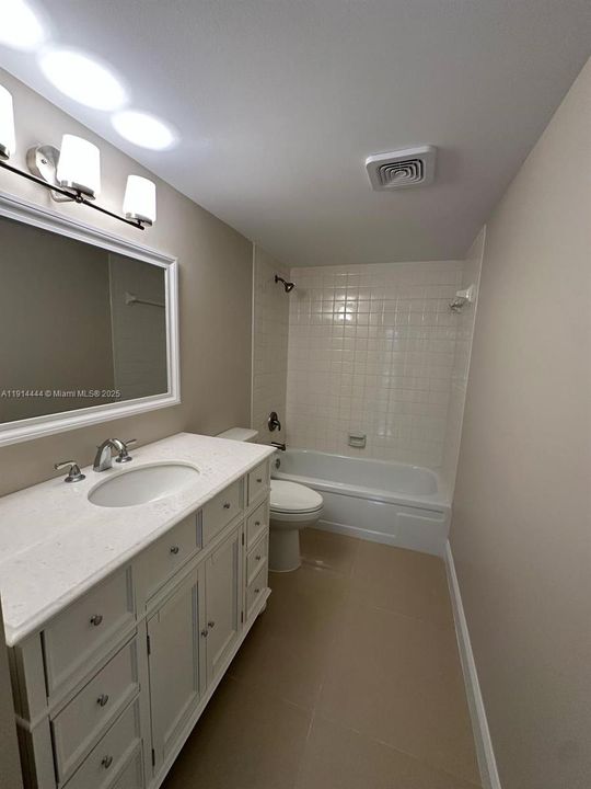 For Sale: $99,520 (1 beds, 1 baths, 833 Square Feet)
