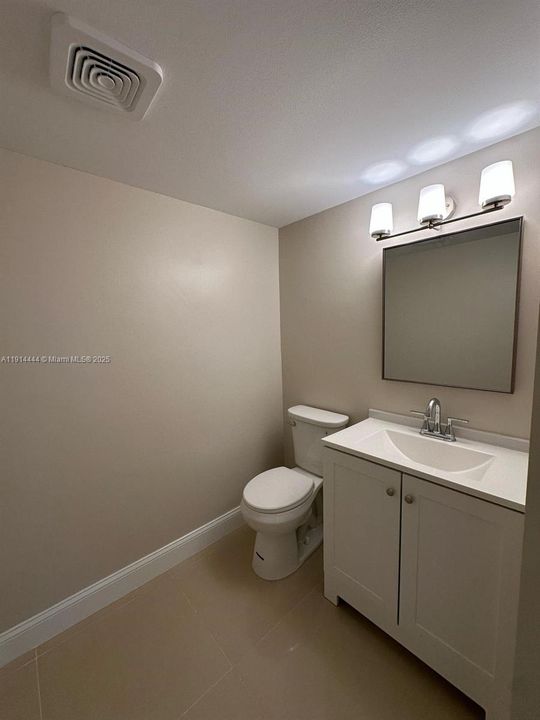 For Sale: $99,520 (1 beds, 1 baths, 833 Square Feet)