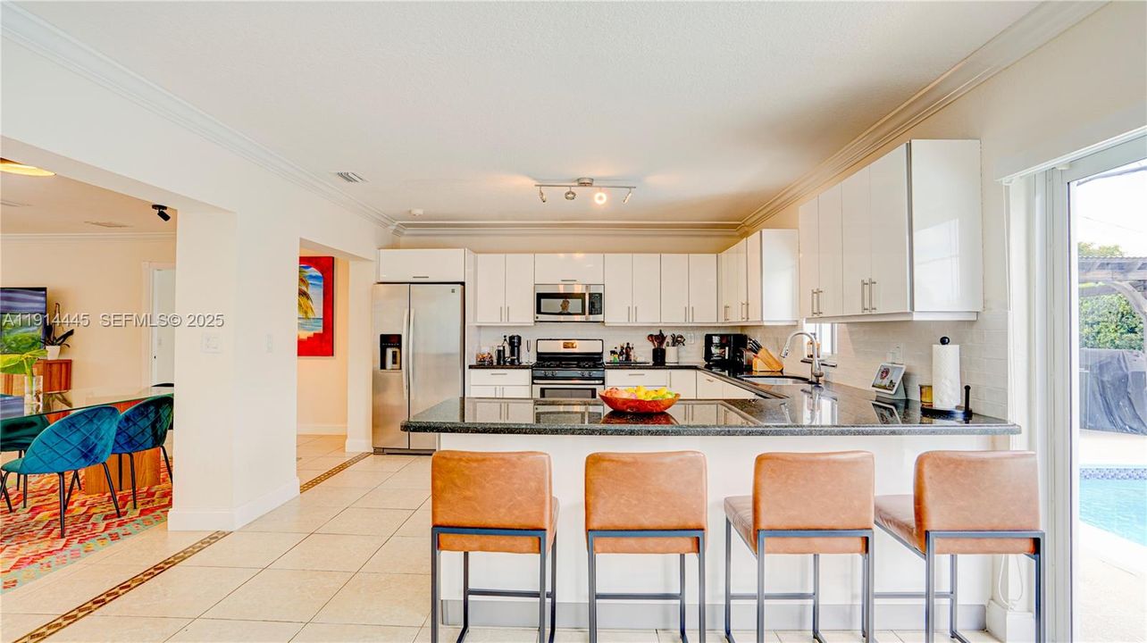 For Sale: $995,000 (3 beds, 2 baths, 1970 Square Feet)