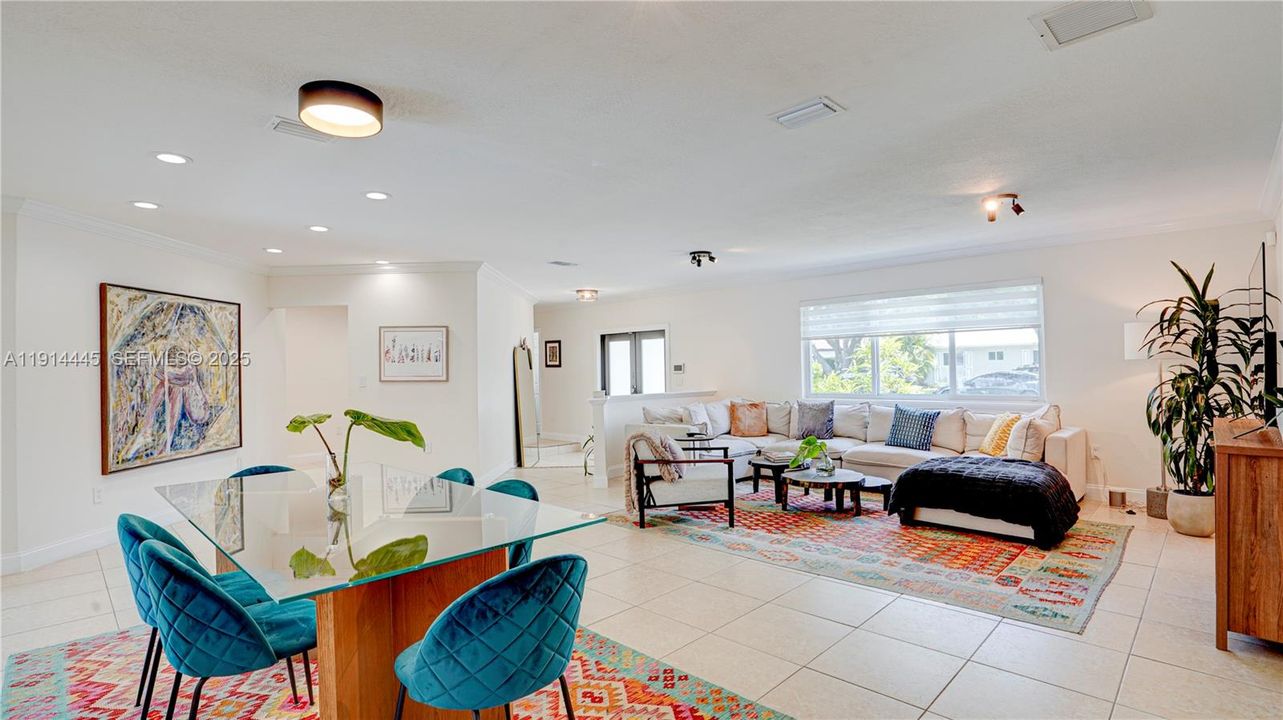 For Sale: $995,000 (3 beds, 2 baths, 1970 Square Feet)