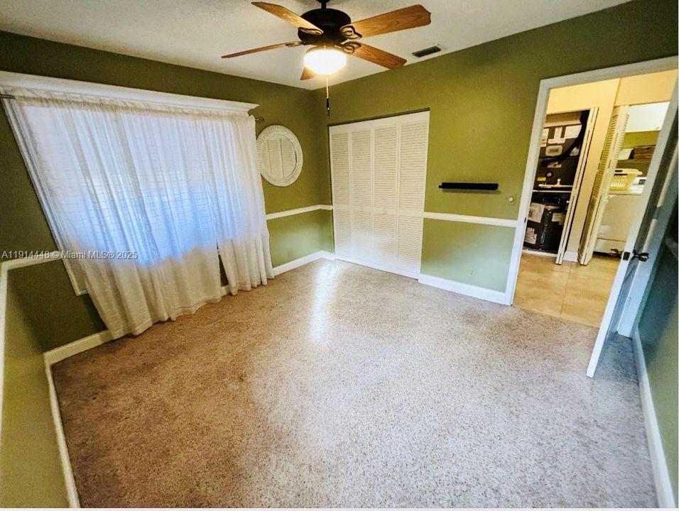 Active With Contract: $3,100 (3 beds, 2 baths, 1760 Square Feet)