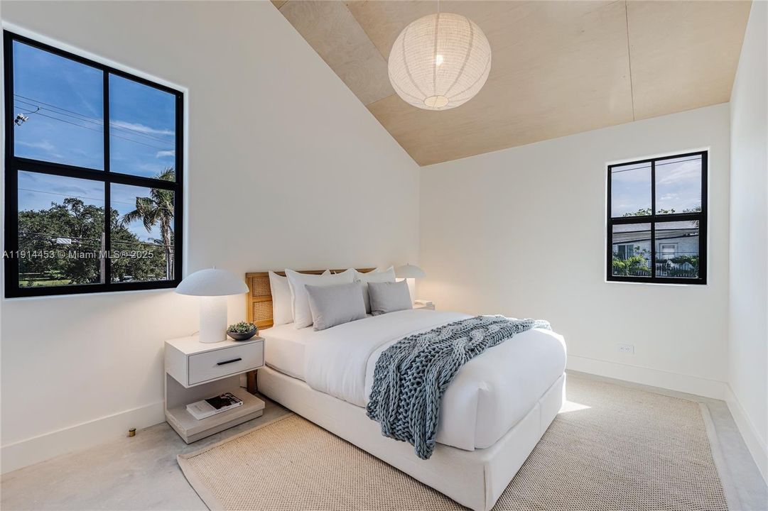 En Venta: $1,790,000 (3 camas, 2 baños, 1600 Pies cuadrados)