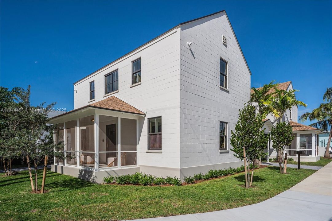 En Venta: $1,790,000 (3 camas, 2 baños, 1600 Pies cuadrados)