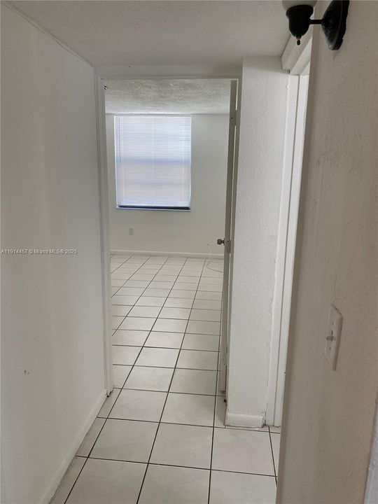 В аренду: $1,400 (1 спален, 1 ванн, 550 Квадратных фут)