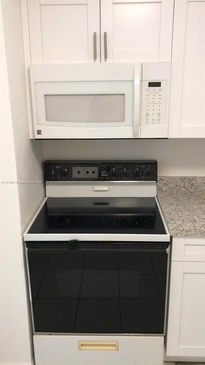 В аренду: $1,400 (1 спален, 1 ванн, 550 Квадратных фут)