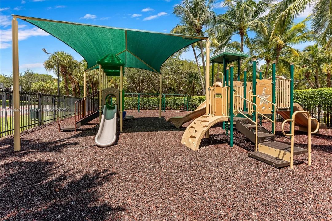 For Sale: $725,000 (4 beds, 2 baths, 2180 Square Feet)