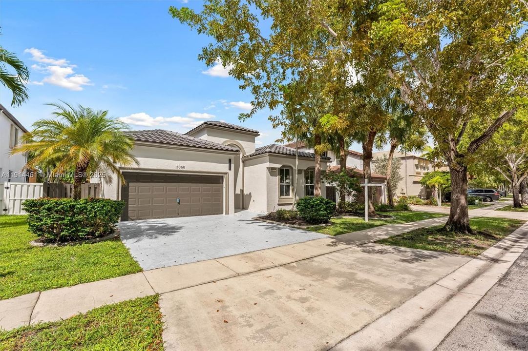 For Sale: $725,000 (4 beds, 2 baths, 2180 Square Feet)