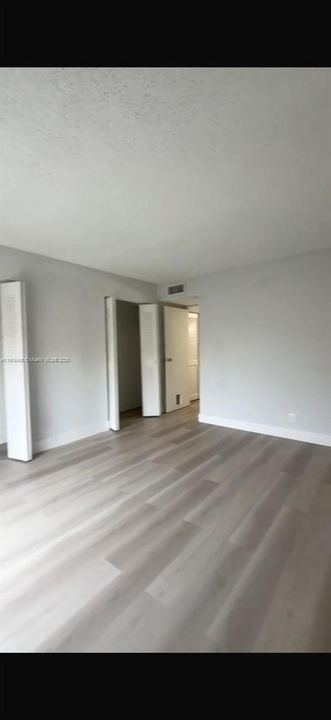For Sale: $189,000 (2 beds, 2 baths, 1119 Square Feet)