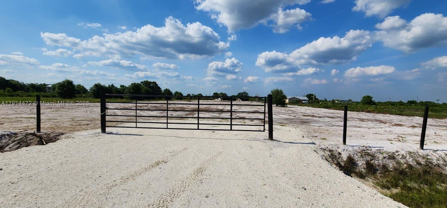 For Sale: $39,999 (1.25 acres)