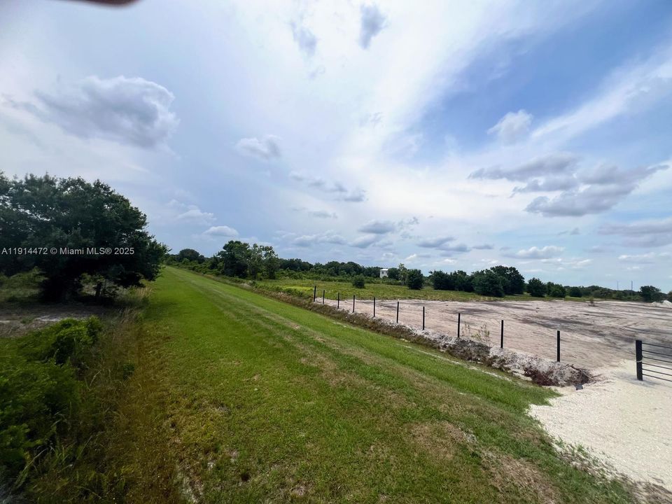 For Sale: $39,999 (1.25 acres)