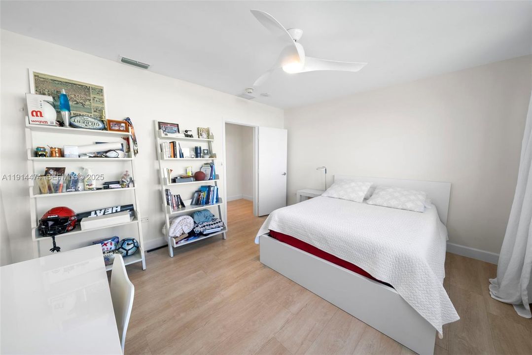 待售: $4,289,000 (3 贝兹, 4 浴室, 2399 平方英尺)