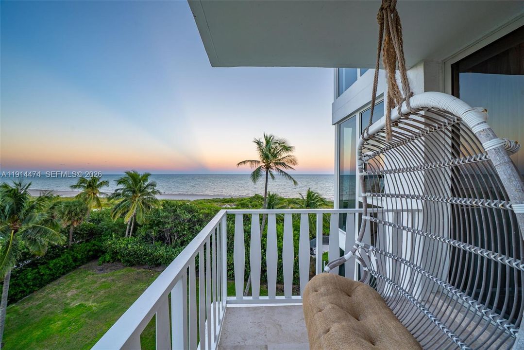For Sale: $3,925,000 (3 beds, 4 baths, 2399 Square Feet)