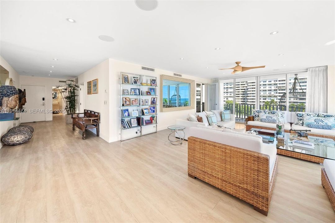 待售: $4,289,000 (3 贝兹, 4 浴室, 2399 平方英尺)