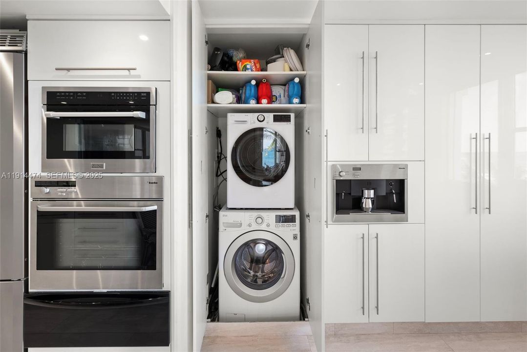 待售: $4,289,000 (3 贝兹, 4 浴室, 2399 平方英尺)