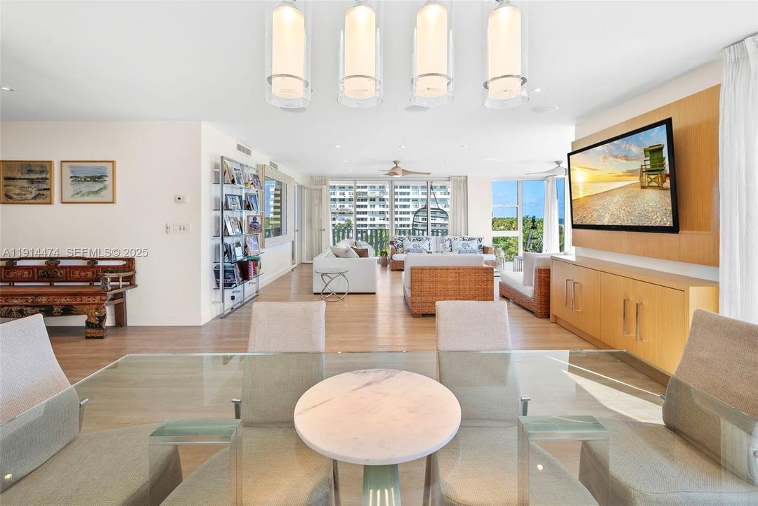 待售: $4,289,000 (3 贝兹, 4 浴室, 2399 平方英尺)