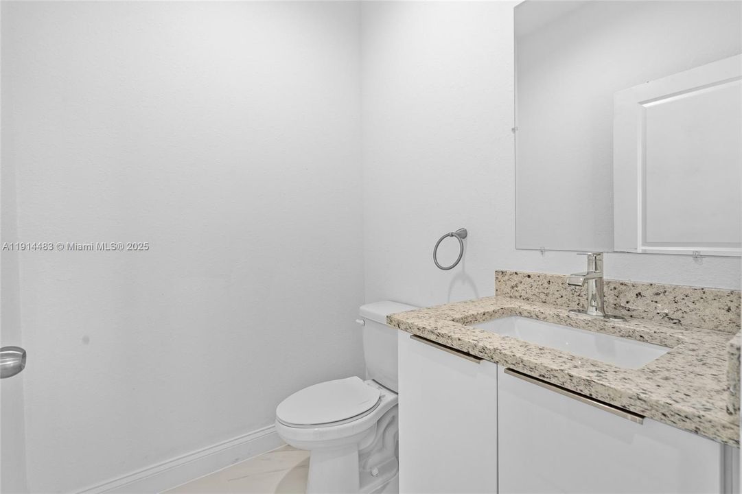 For Rent: $2,250 (3 beds, 2 baths, 0 Square Feet)