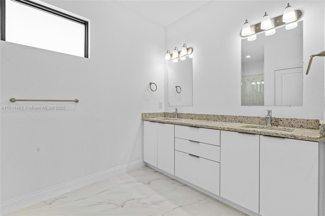 For Rent: $2,250 (3 beds, 2 baths, 0 Square Feet)