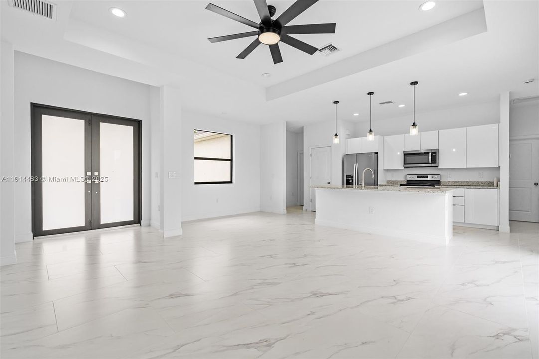 For Rent: $2,250 (3 beds, 2 baths, 0 Square Feet)