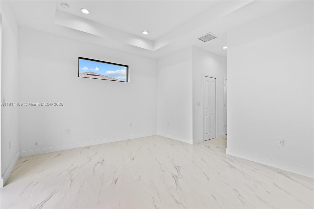 For Rent: $2,250 (3 beds, 2 baths, 0 Square Feet)