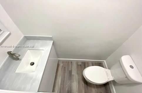 For Rent: $4,400 (4 beds, 2 baths, 2079 Square Feet)