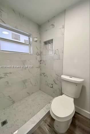 For Rent: $4,400 (4 beds, 2 baths, 2079 Square Feet)