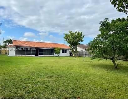 For Rent: $4,400 (4 beds, 2 baths, 2079 Square Feet)