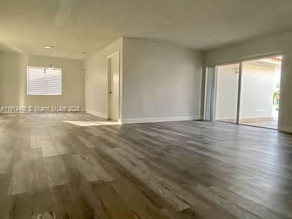 For Rent: $4,400 (4 beds, 2 baths, 2079 Square Feet)