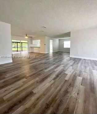 For Rent: $4,400 (4 beds, 2 baths, 2079 Square Feet)