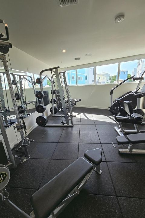 На продажу: $950,000 (3 спален, 2 ванн, 1650 Квадратных фут)