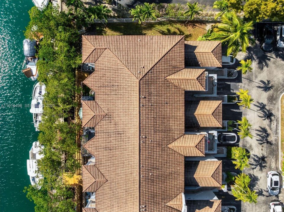 На продажу: $849,000 (3 спален, 3 ванн, 1500 Квадратных фут)