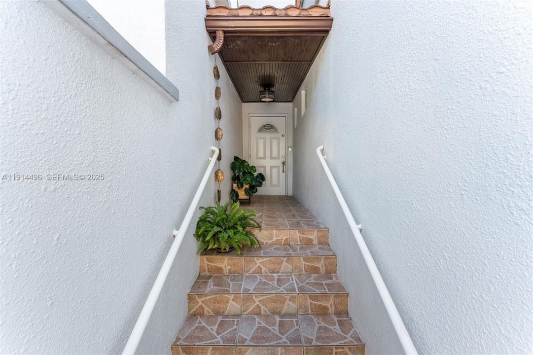 На продажу: $849,000 (3 спален, 3 ванн, 1500 Квадратных фут)