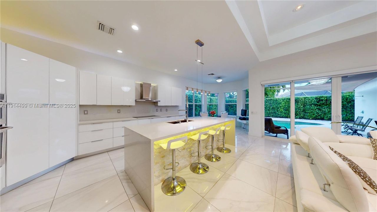 На продажу: $1,150,000 (4 спален, 3 ванн, 2180 Квадратных фут)