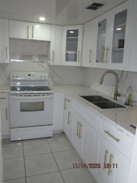 For Sale: $130,000 (2 beds, 1 baths, 810 Square Feet)