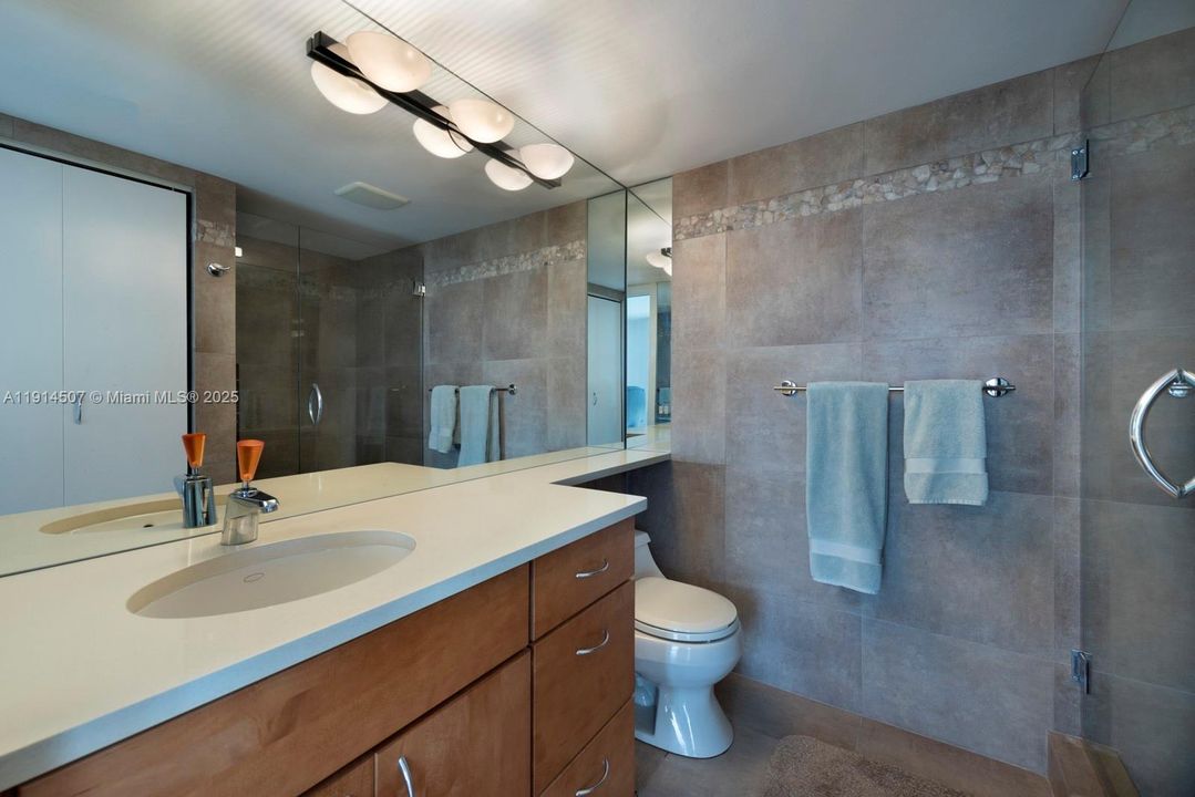 Active With Contract: $4,200 (2 beds, 2 baths, 1312 Square Feet)