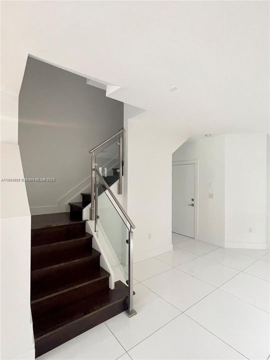 For Rent: $7,500 (5 beds, 4 baths, 3150 Square Feet)