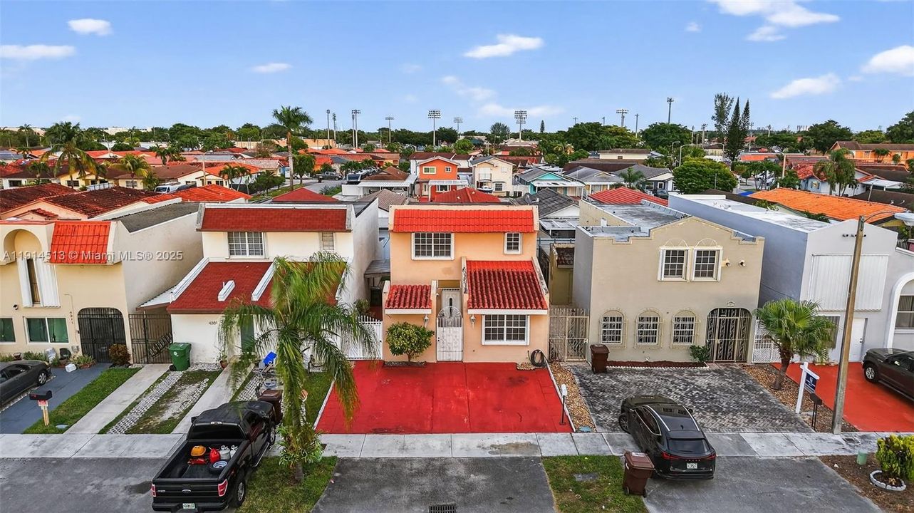 For Sale: $540,000 (3 beds, 2 baths, 2223 Square Feet)