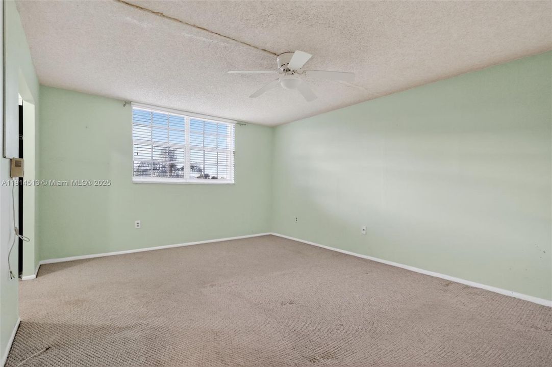 For Sale: $540,000 (3 beds, 2 baths, 2223 Square Feet)