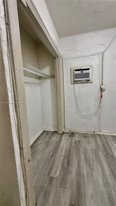 Recently Rented: $2,000 (3 beds, 1 baths, 1100 Square Feet)