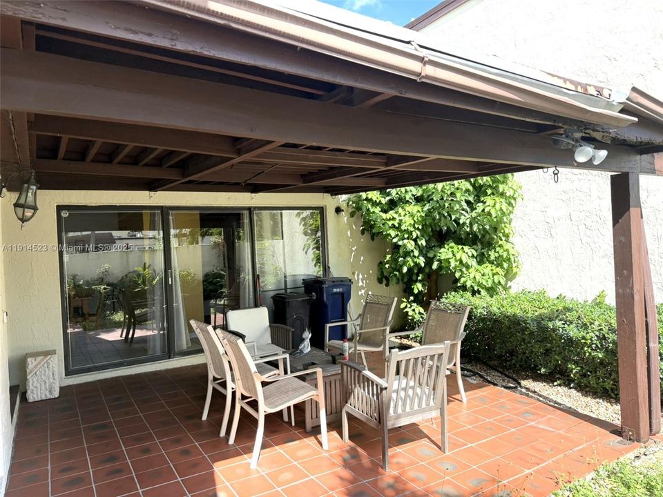 For Sale: $360,000 (3 beds, 2 baths, 1156 Square Feet)