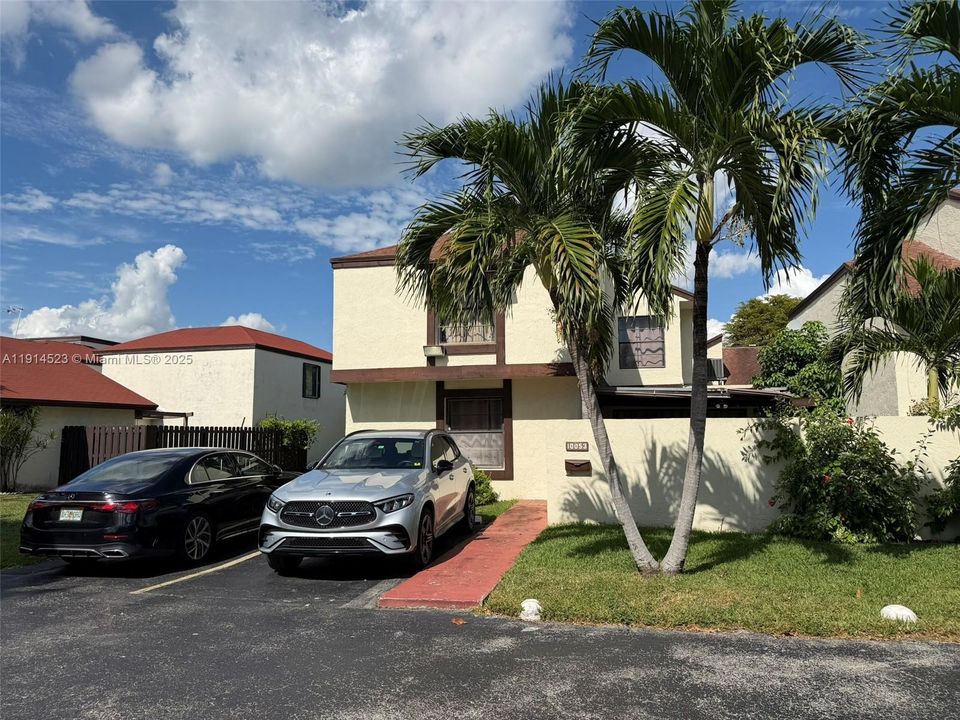 For Sale: $360,000 (3 beds, 2 baths, 1156 Square Feet)