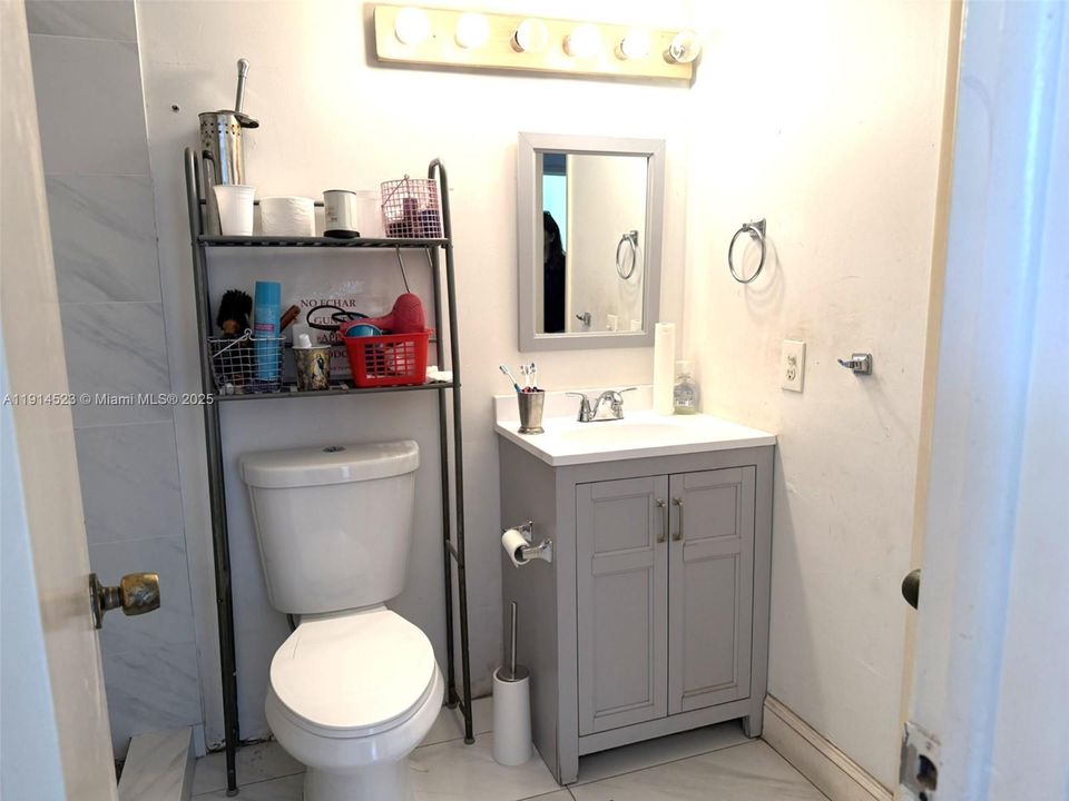 For Sale: $360,000 (3 beds, 2 baths, 1156 Square Feet)