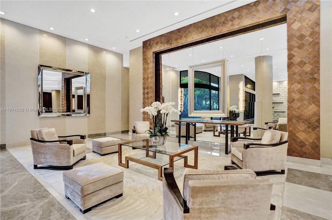 For Sale: $565,000 (2 beds, 2 baths, 1522 Square Feet)