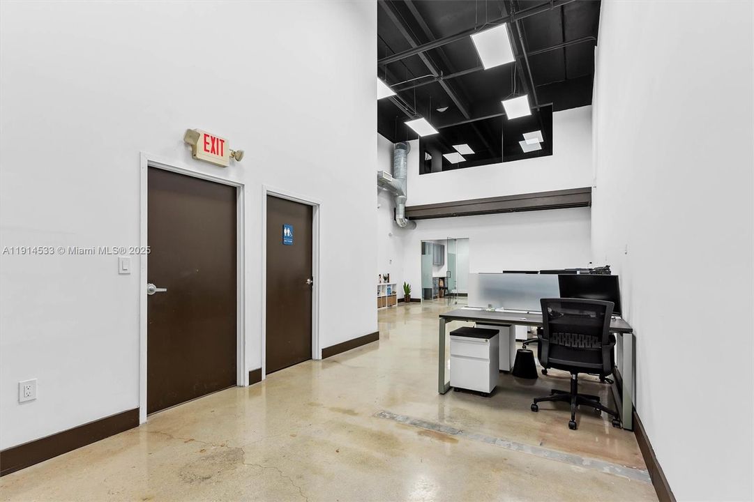 出租: $5,900 (0 贝兹, 0 浴室, 0 平方英尺)