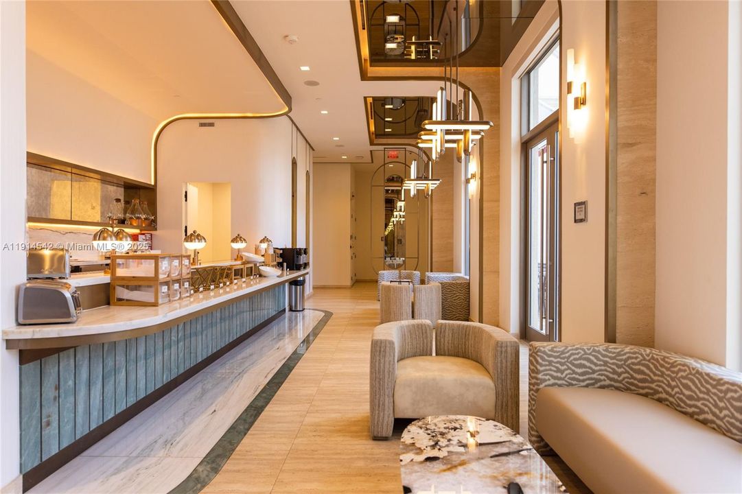 For Sale: $19,950,000 (7 beds, 9 baths, 9993 Square Feet)