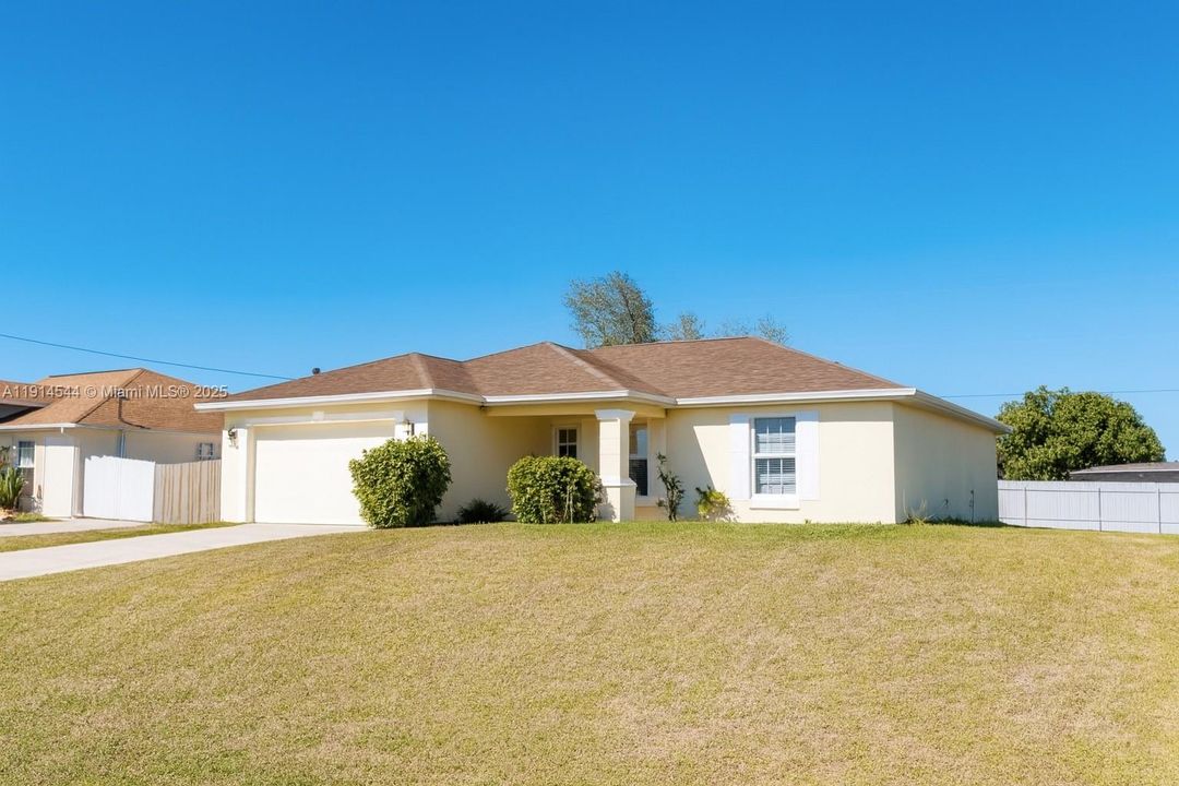 For Rent: $1,600 (3 beds, 1 baths, 0 Square Feet)