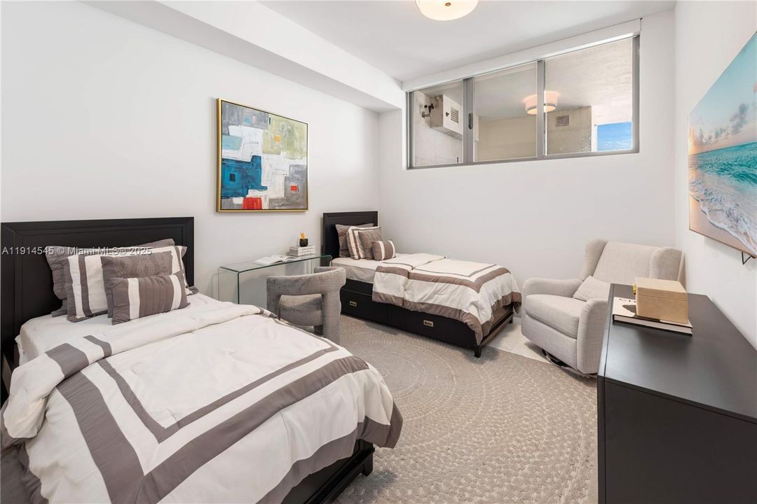 For Sale: $6,150,000 (3 beds, 4 baths, 2816 Square Feet)