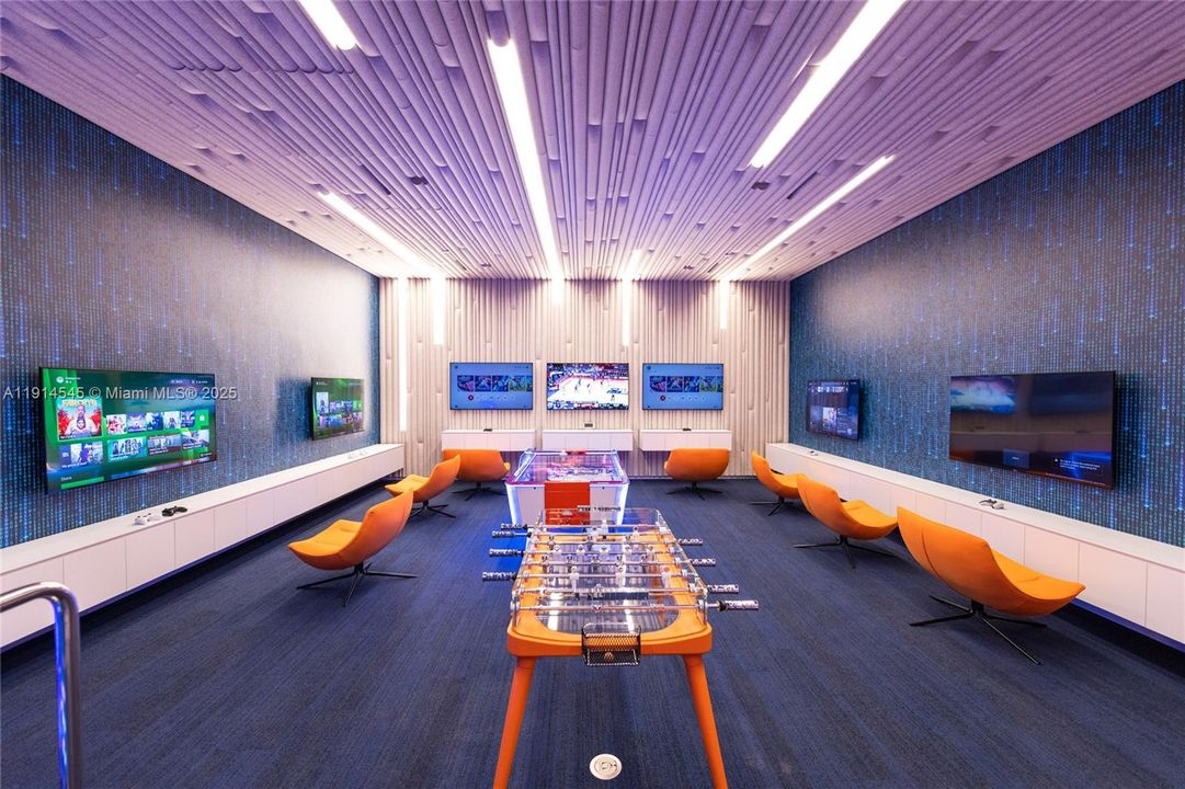 For Sale: $6,150,000 (3 beds, 4 baths, 2816 Square Feet)