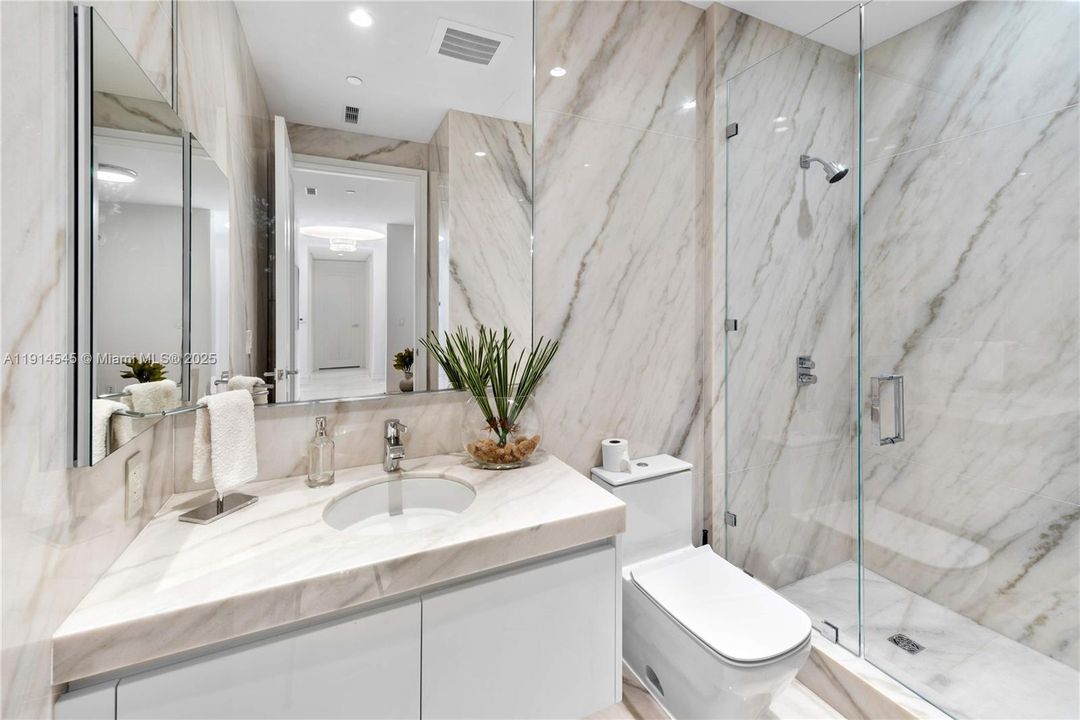 For Sale: $6,150,000 (3 beds, 4 baths, 2816 Square Feet)