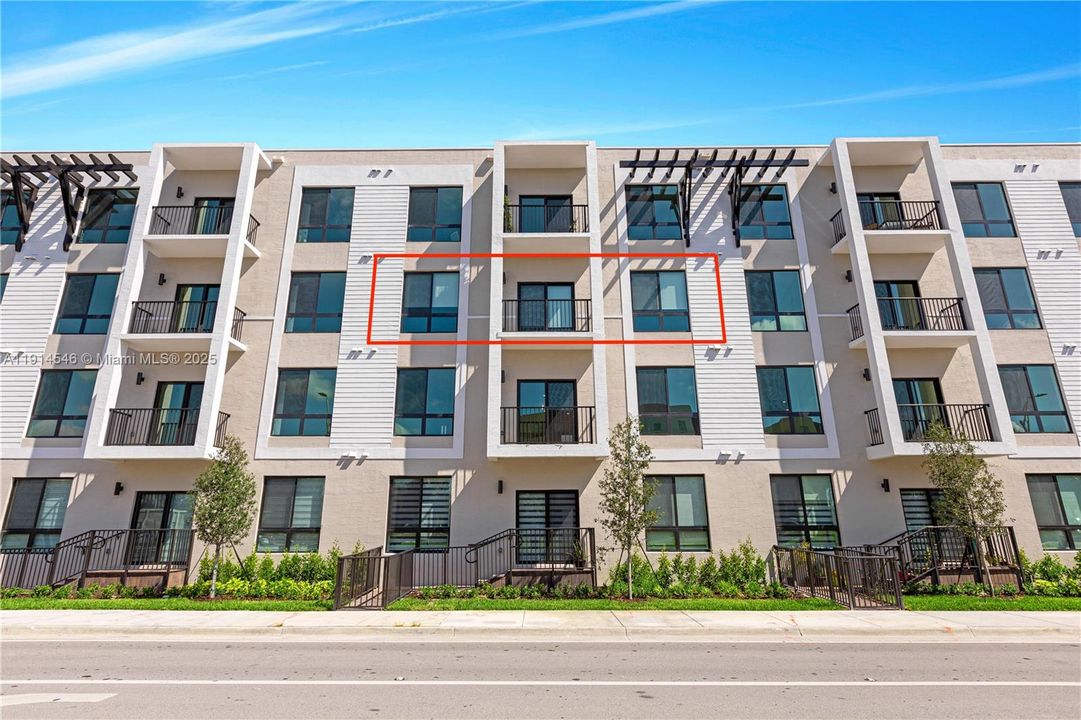 待售: $525,000 (2 贝兹, 2 浴室, 1124 平方英尺)